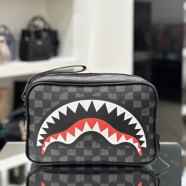 Pochette/Beaty Drip Check