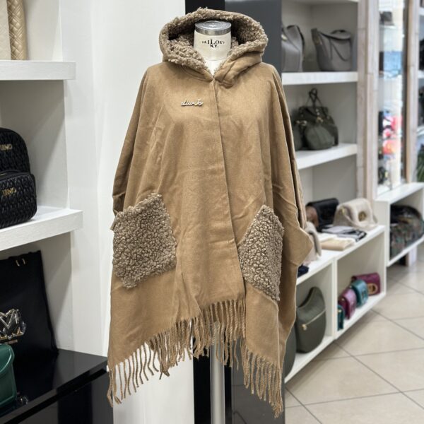 Poncho FakeFur Cappuccio Cammello