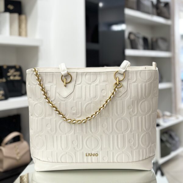 Shopping bag con logo e catena avorio