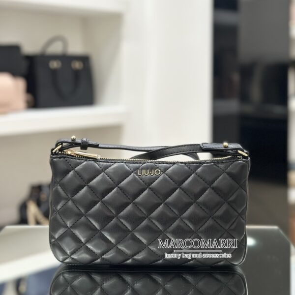 Pochette Caliwen black