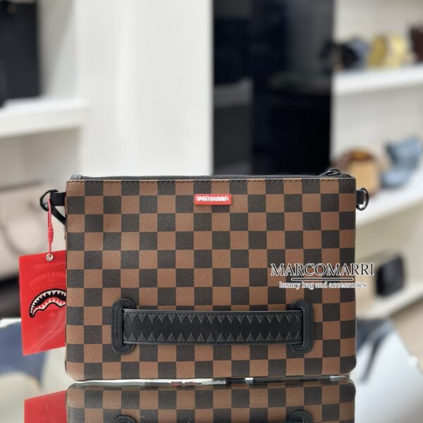 Pochette Shark in Paris GT - immagine 4