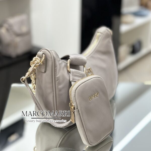 Borsa hobo small in nylon light grey - immagine 2