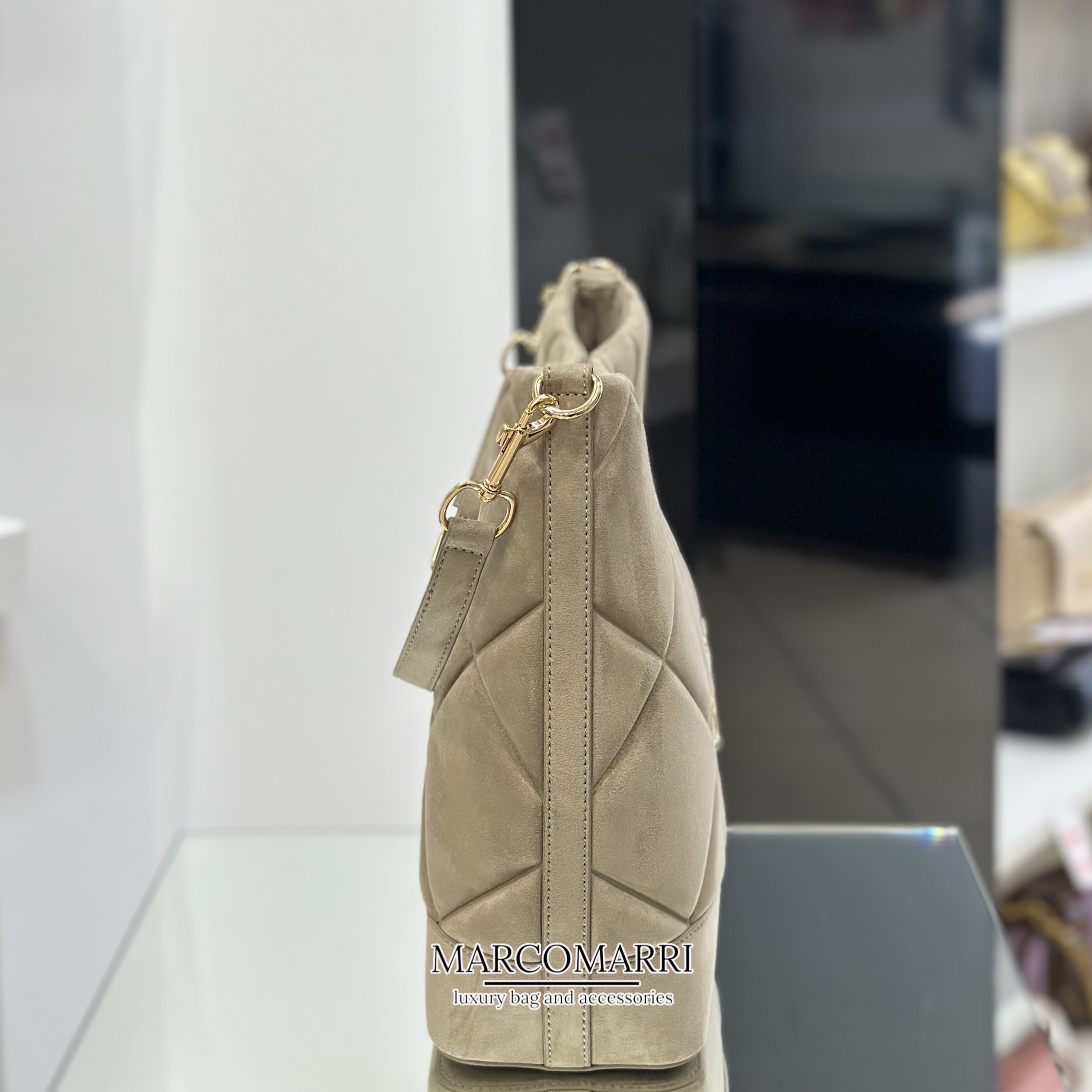 Love Moschino Sacca velour sabbia - immagine 4