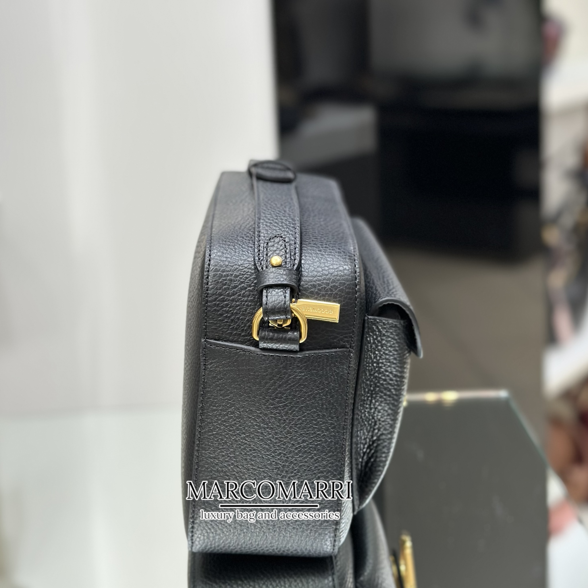 Coccinelle Beat Soft Large black - immagine 4