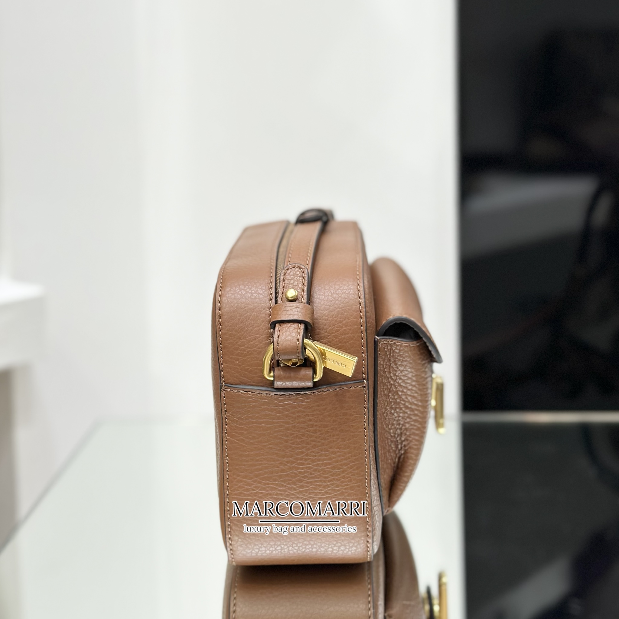 Coccinelle Beat Soft Small cognac - immagine 3