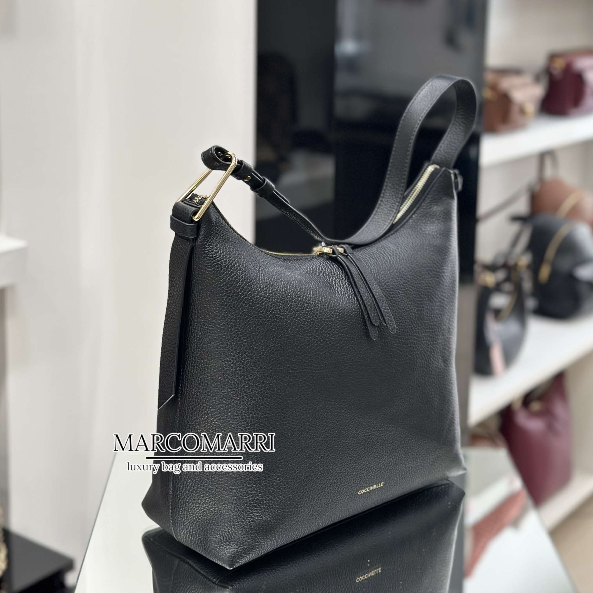 Coccinelle Hobo Malory Black - immagine 5