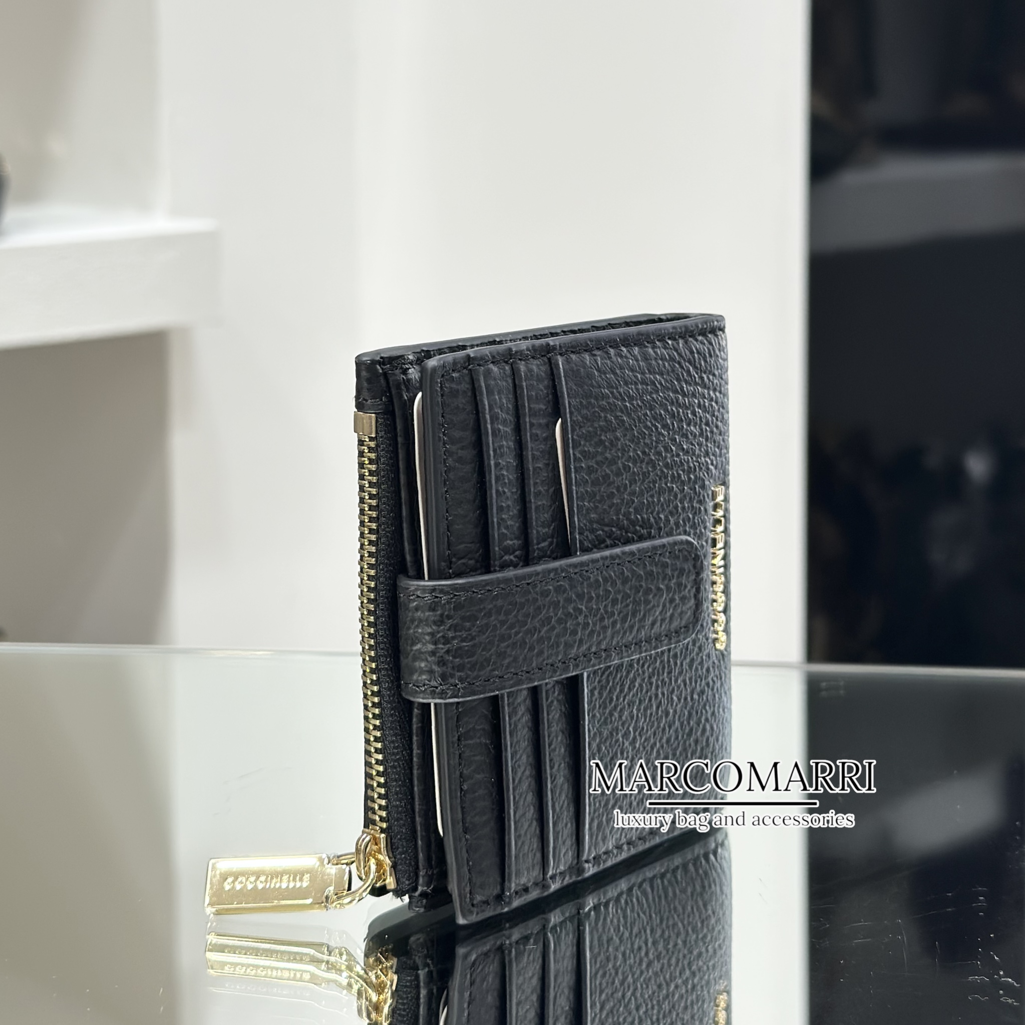 Coccinelle Portafoglio small metallic soft black - immagine 5