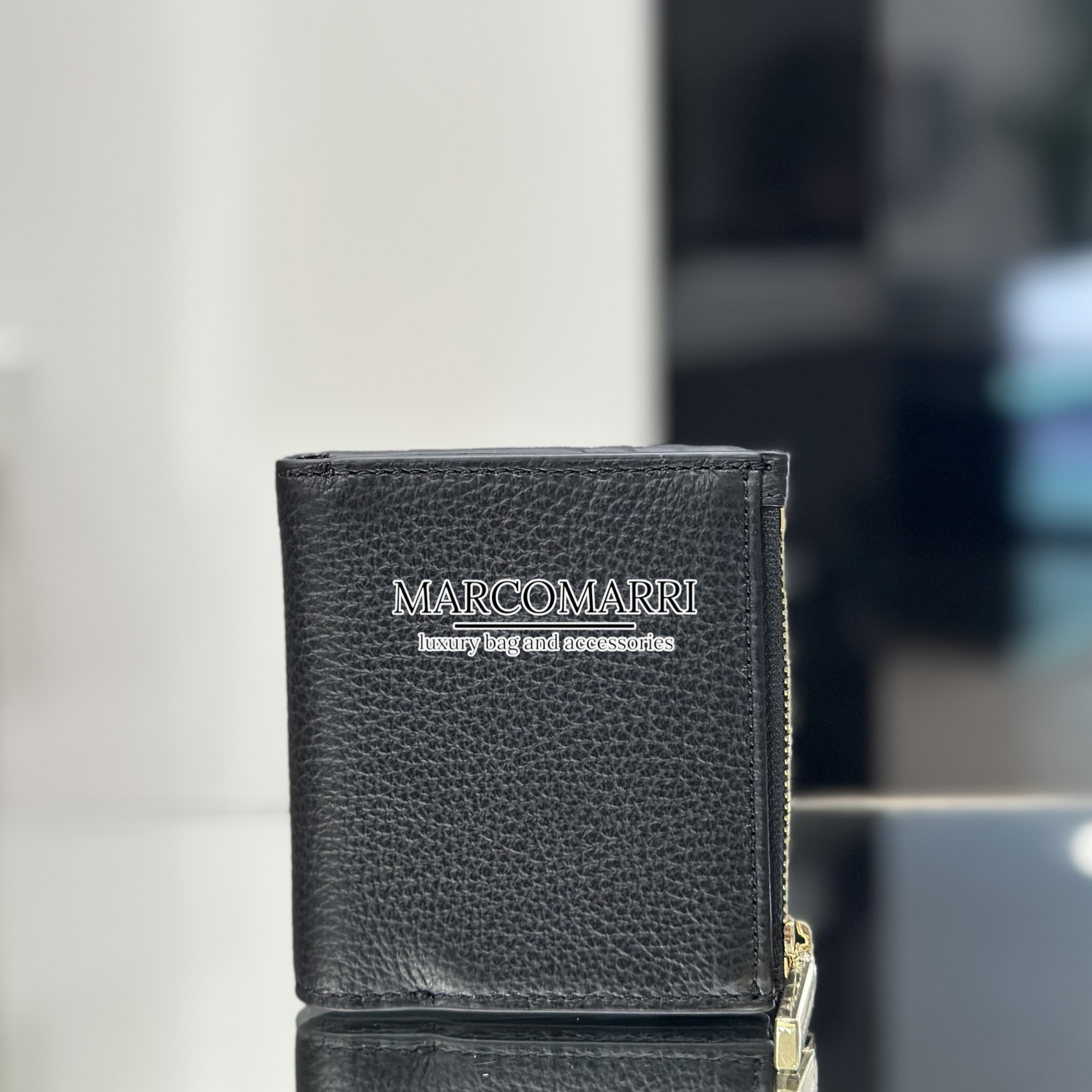 Coccinelle Portafoglio small metallic soft black - immagine 2