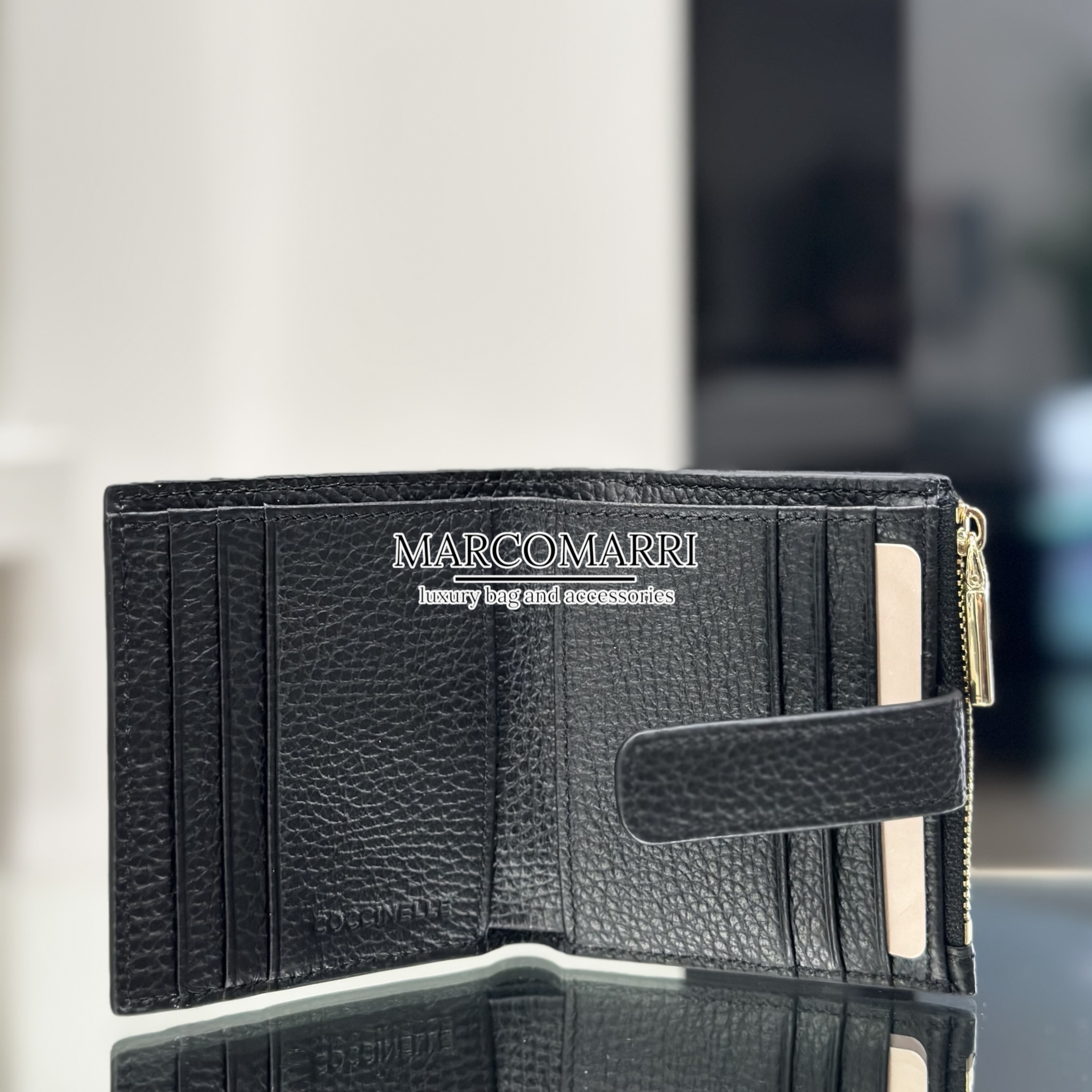 Coccinelle Portafoglio small metallic soft black - immagine 3