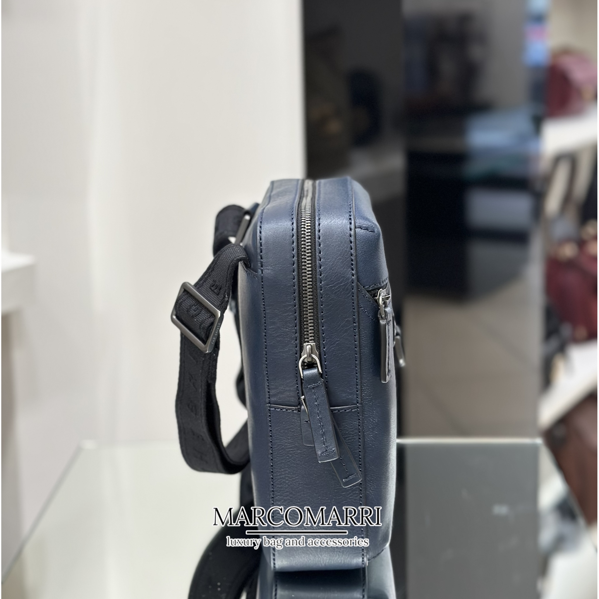 The Bridge Uomo Tracolla Large Jacopo Blu - immagine 4