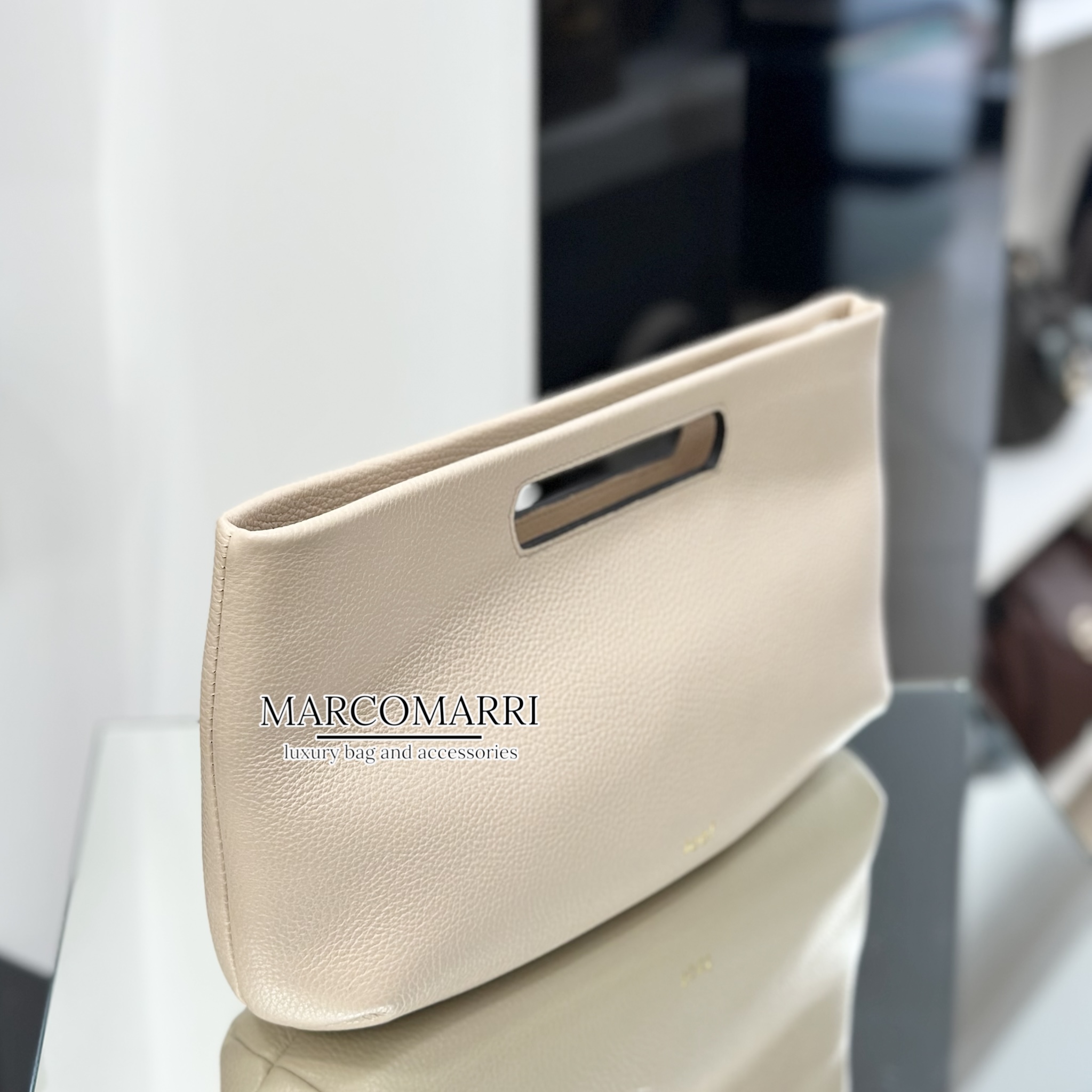 Ioef Dalia Hand Bag in Pelle Beige - immagine 3