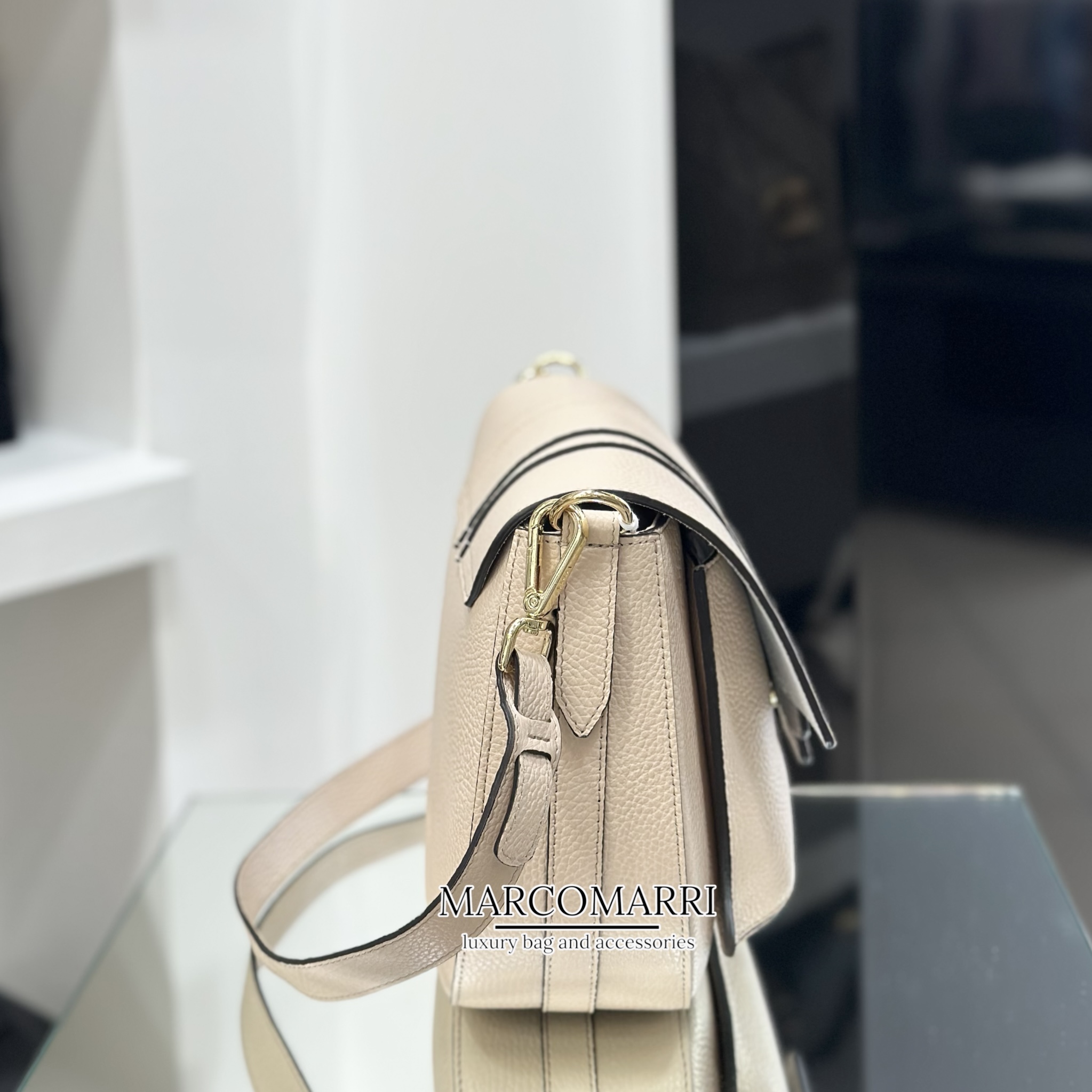 Ioef Billy Tracolla in Pelle Beige - immagine 5