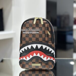 Monospalla Sawtooth Shark in Paris