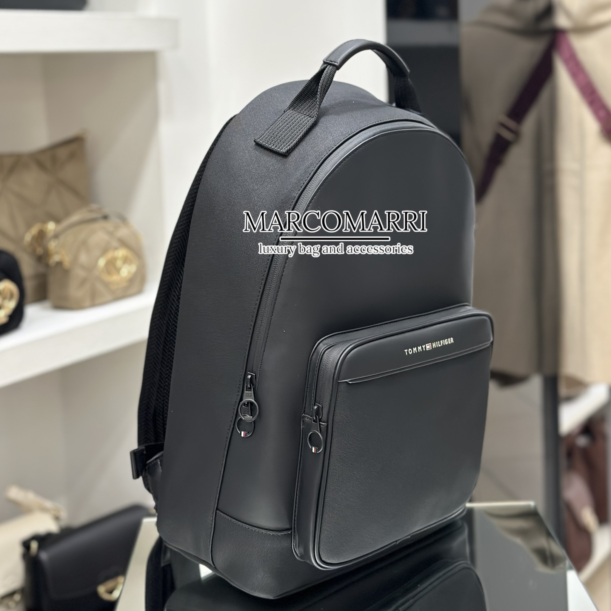 Zaino con logo in metallo nero - immagine 6