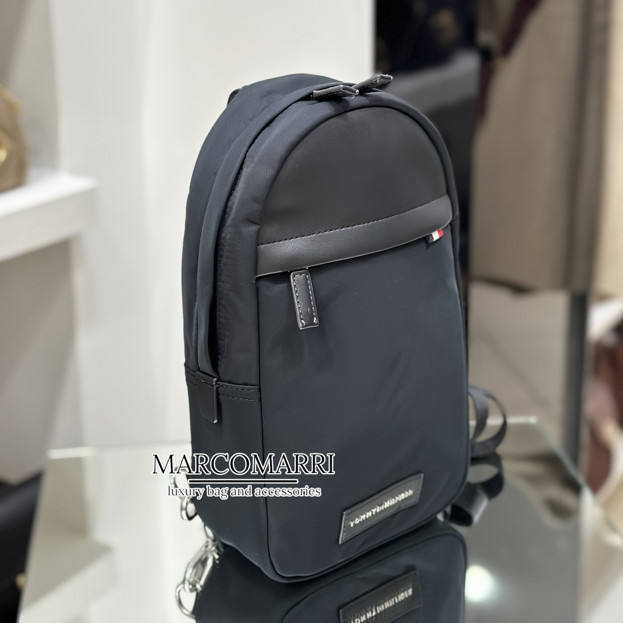 Tommy Hilfiger Monospalla patch logo - immagine 5