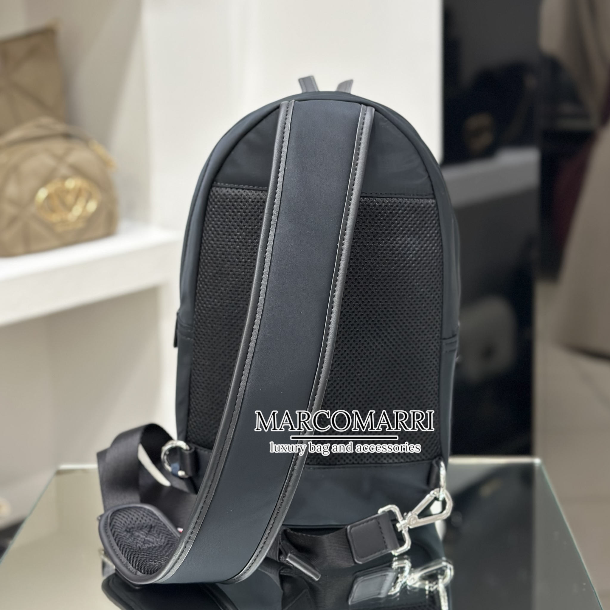 Tommy Hilfiger Monospalla patch logo - immagine 3