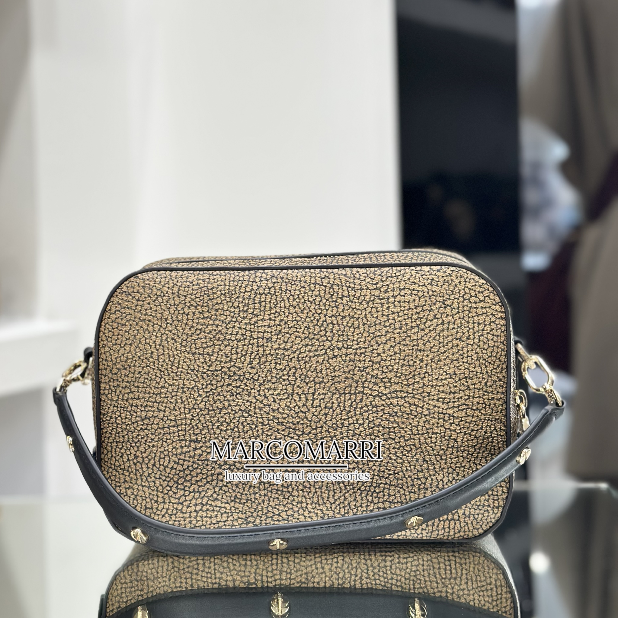 Borbonese Camera case graffiti op classico - immagine 4