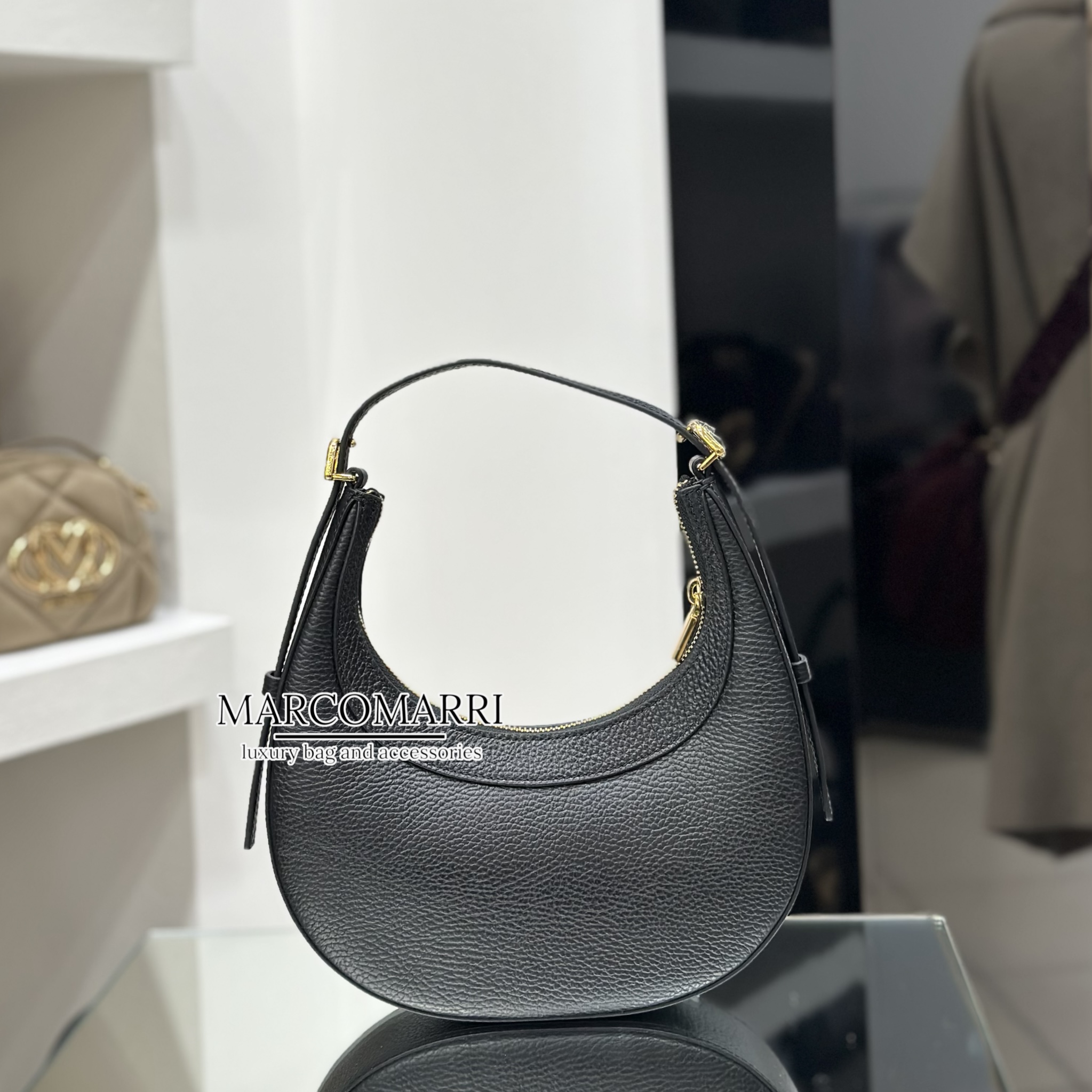 Coccinelle Whisper Mini Hobo Black - immagine 6