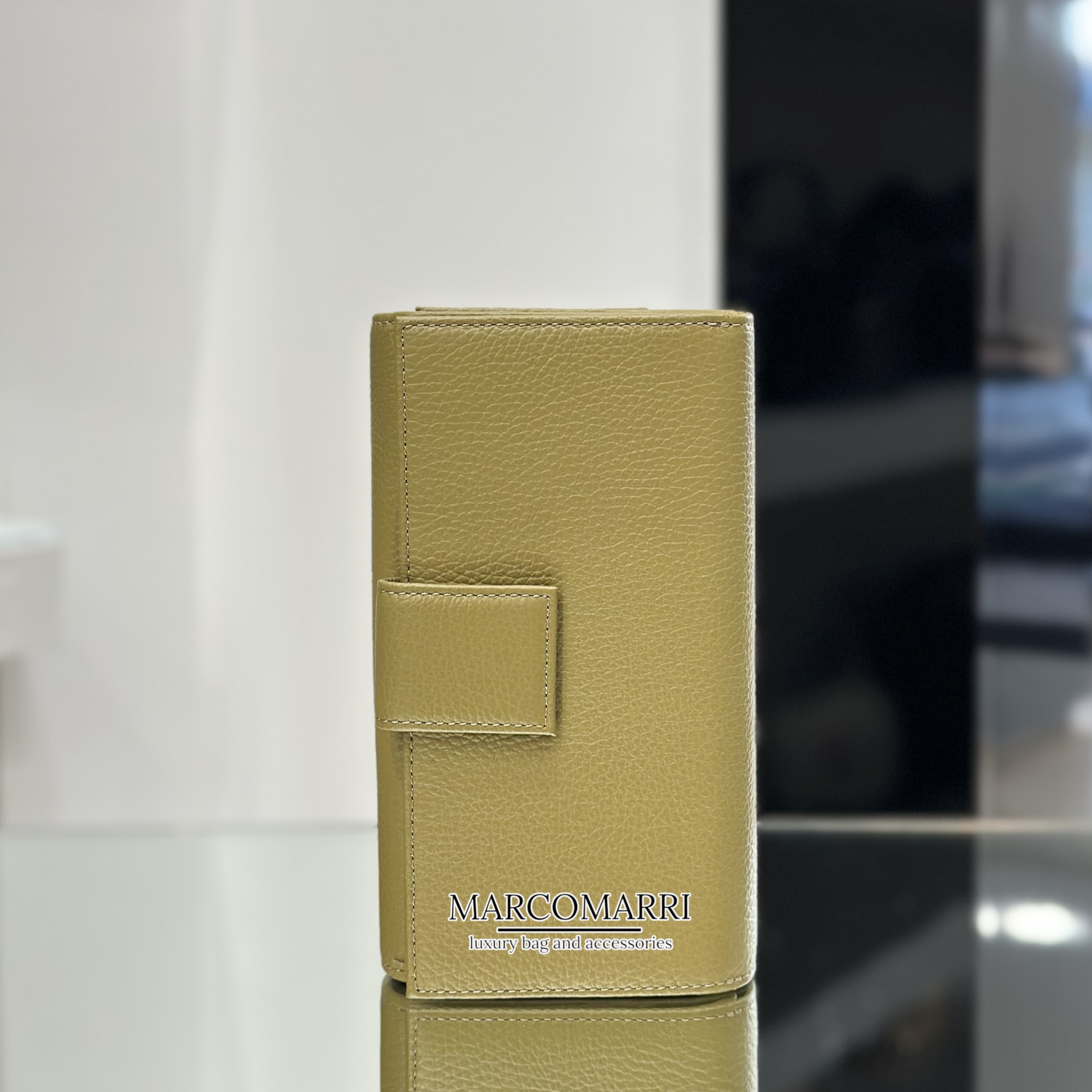 Coccinelle Portafoglio Large Metallic Soft Seagrass - immagine 4