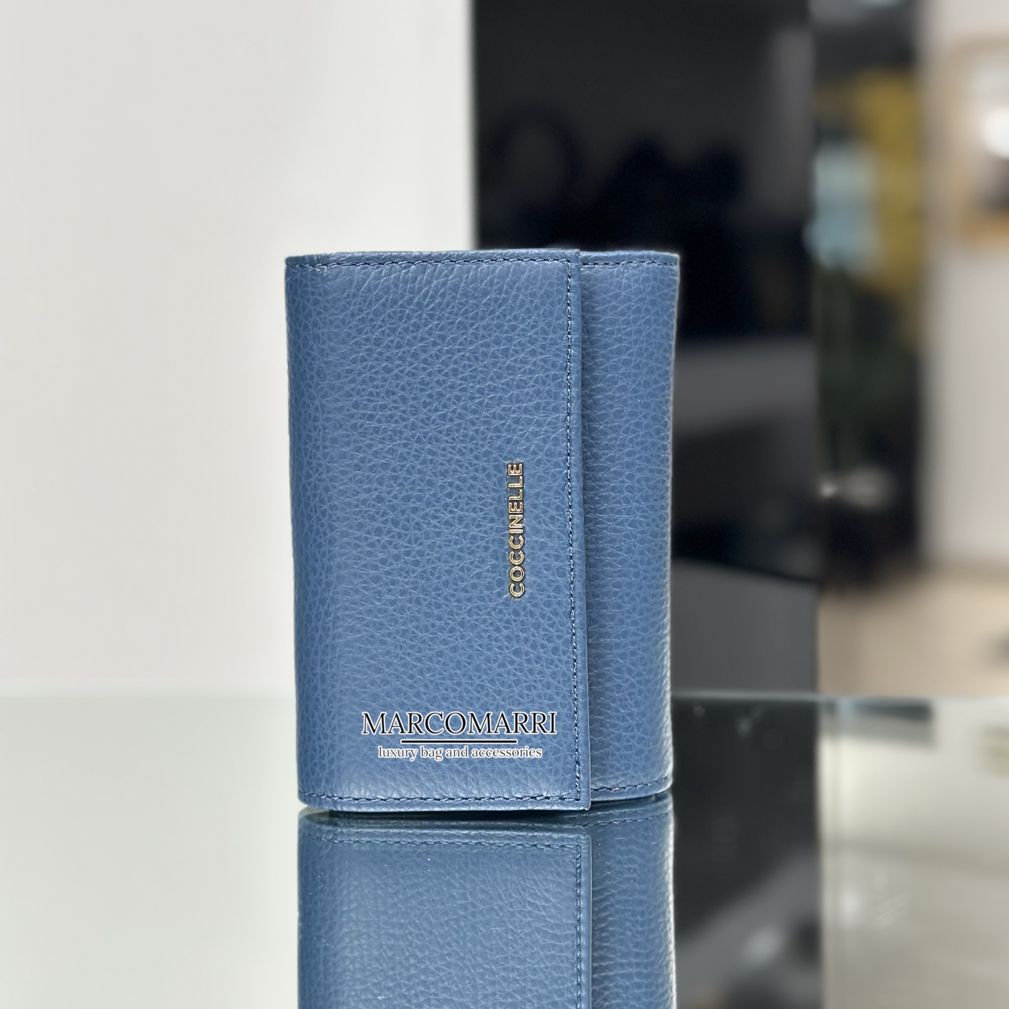 Coccinelle Portafoglio Medio Soft Deep blue