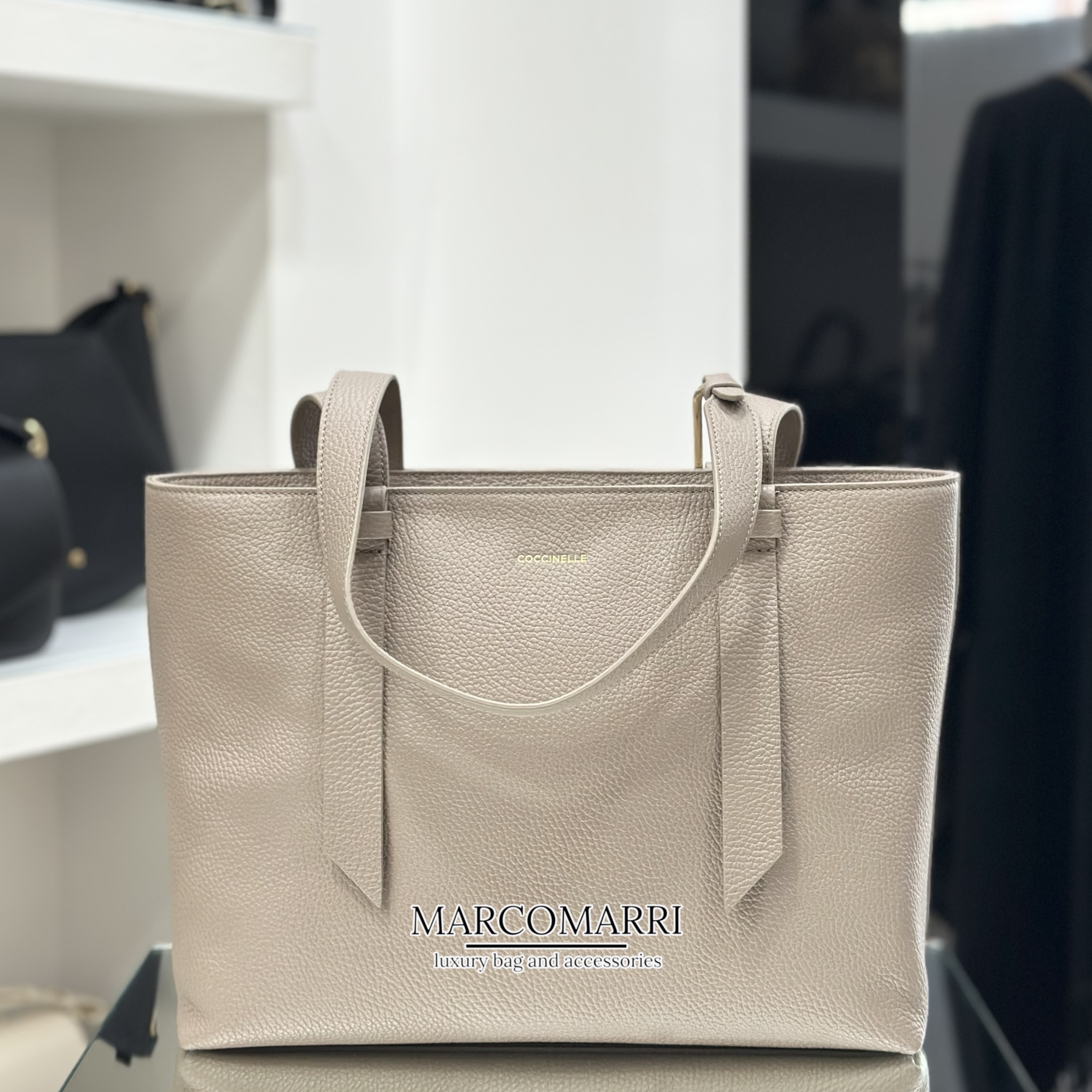 Coccinelle Malory Medium Taupe - immagine 3