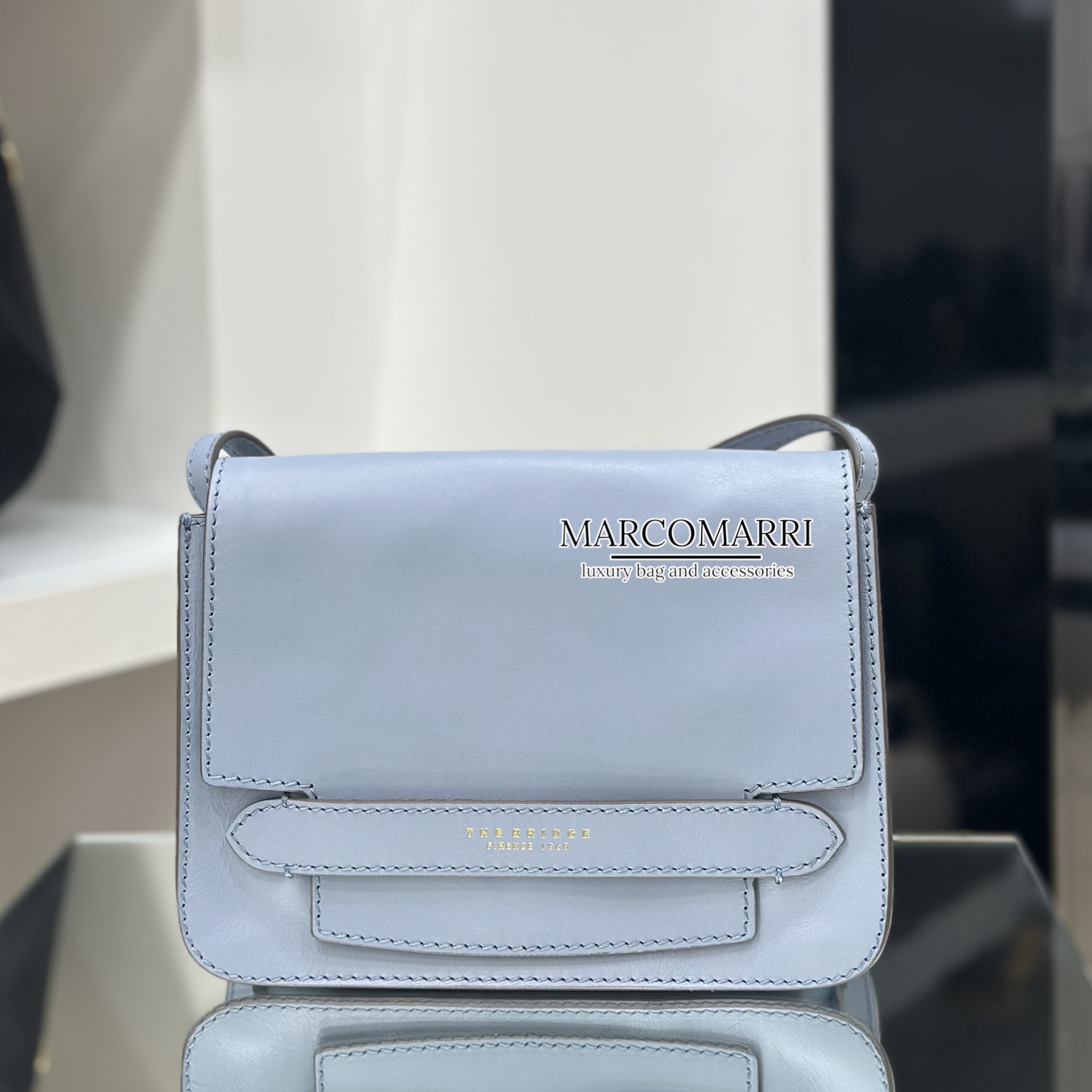 Tracolla Lucrezia medium sky