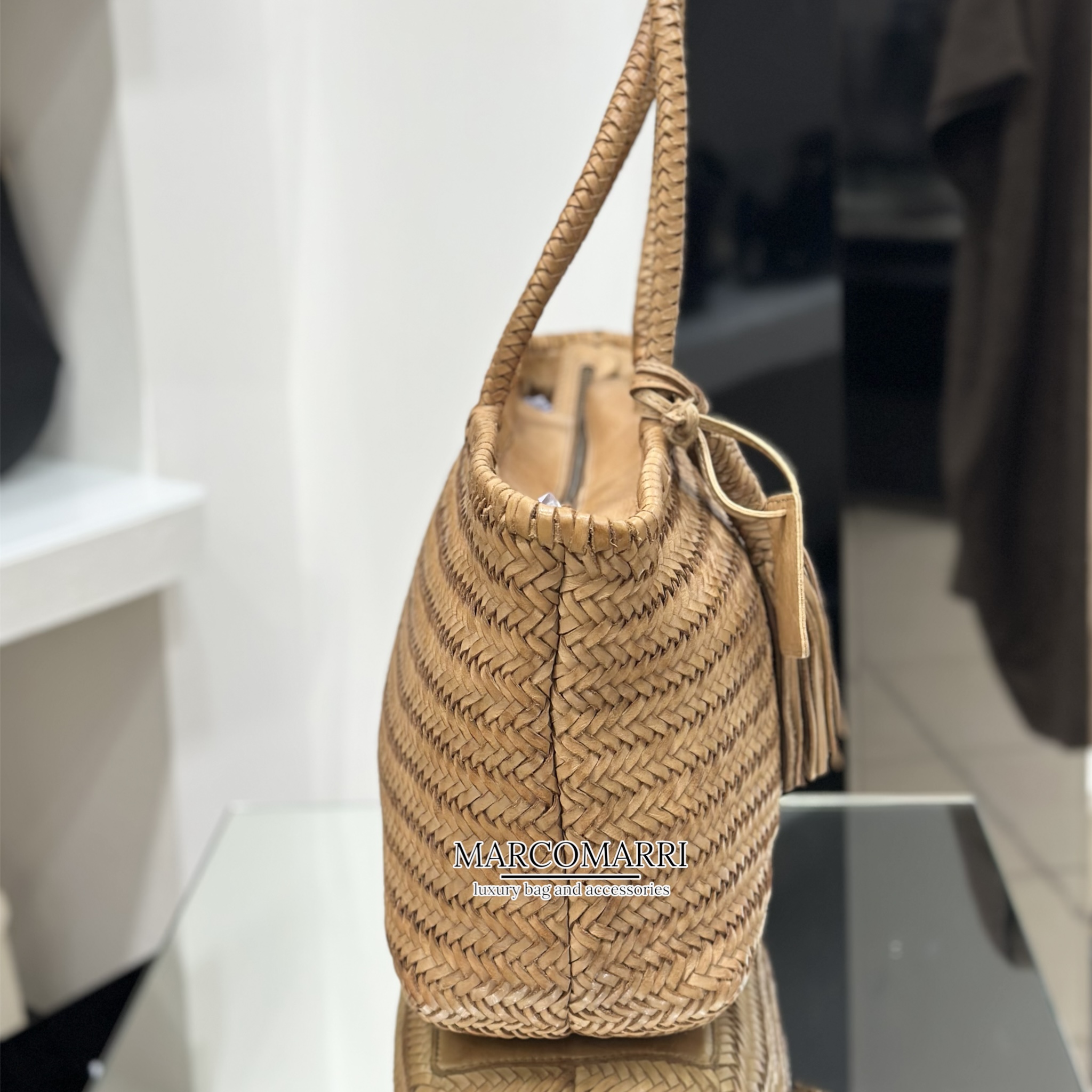 Biba Borsa a spalla Perkins camel - immagine 2