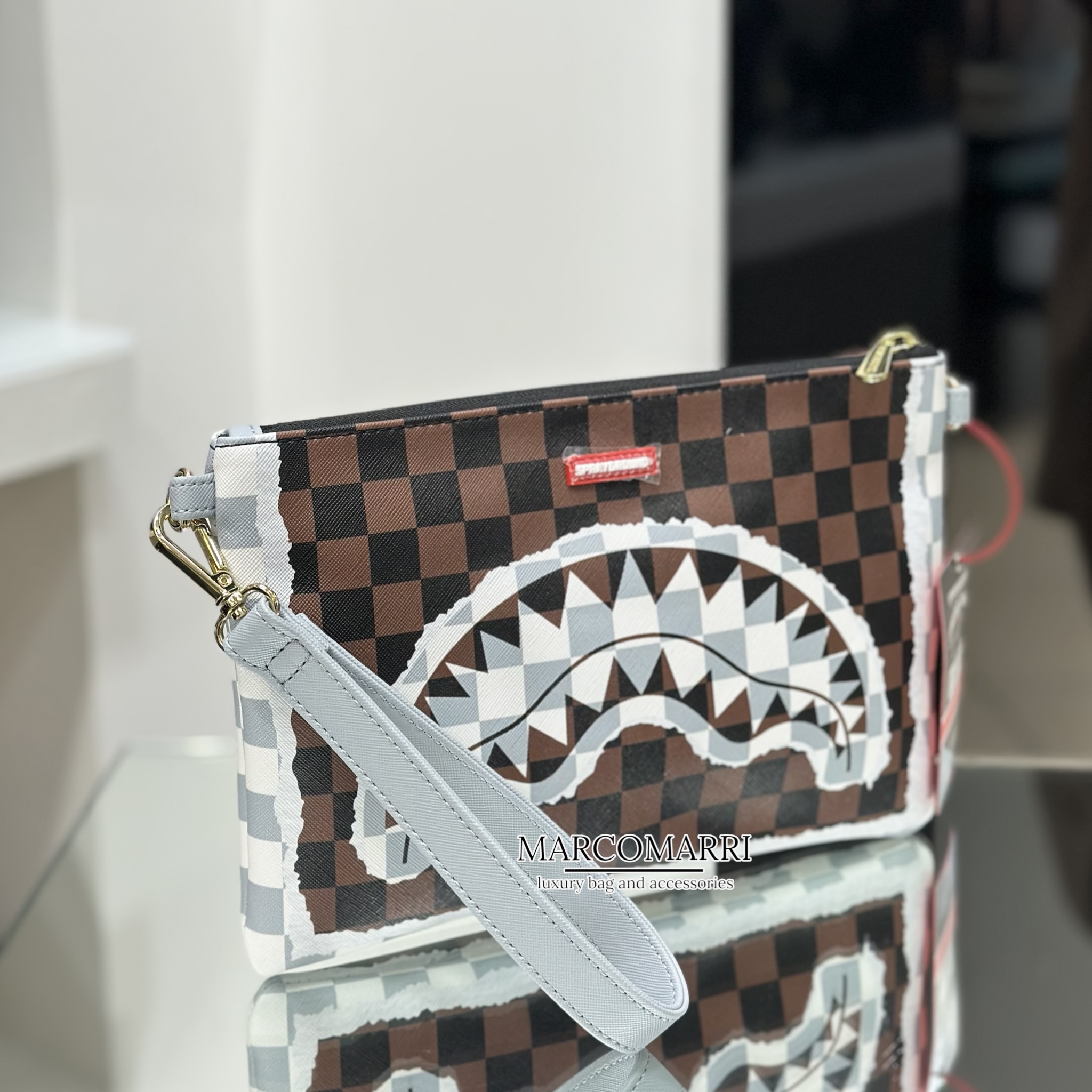 Sprayground Pochette Cream and Brown Tear Check - immagine 4