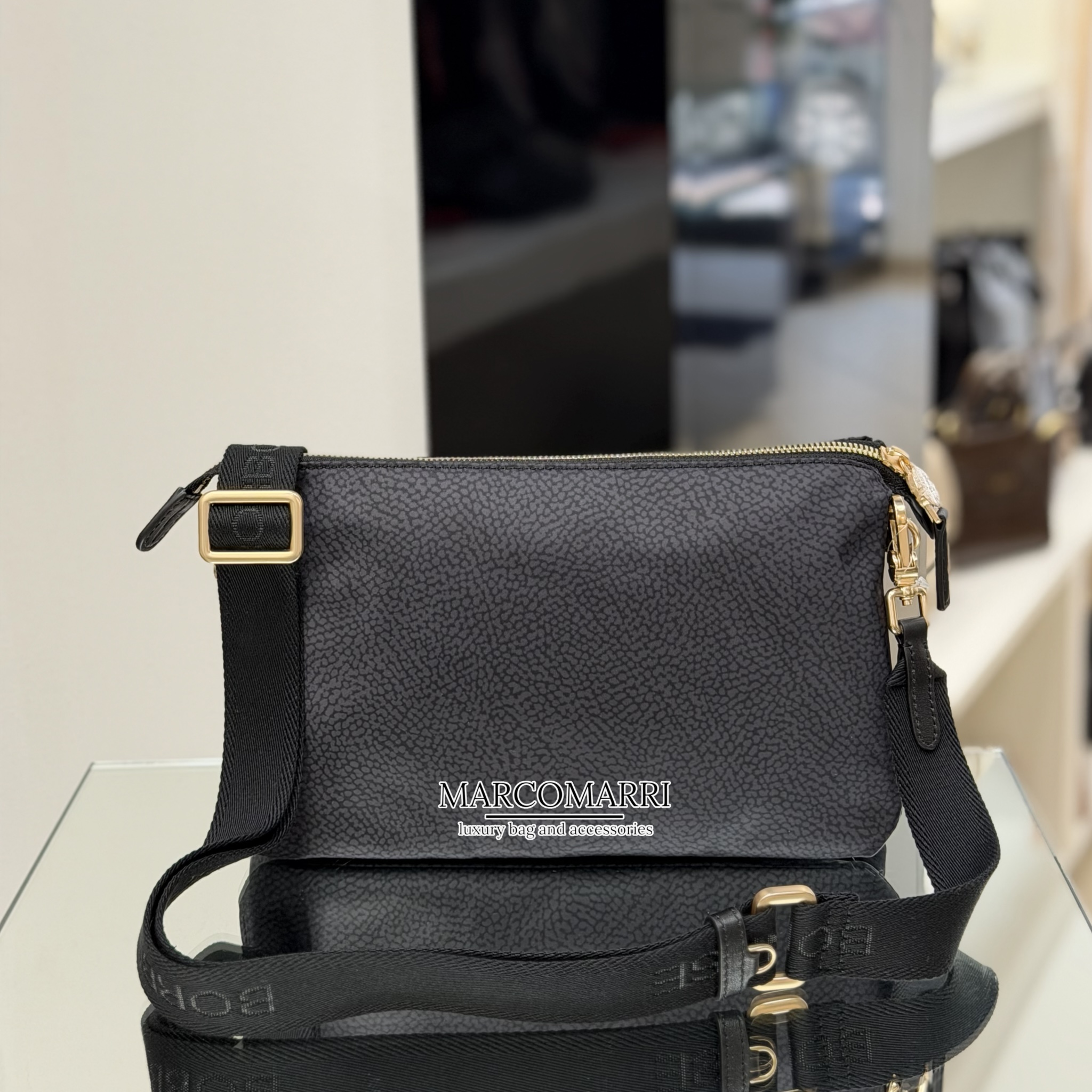 Borbonese tracolla 3 scomparti black - immagine 2