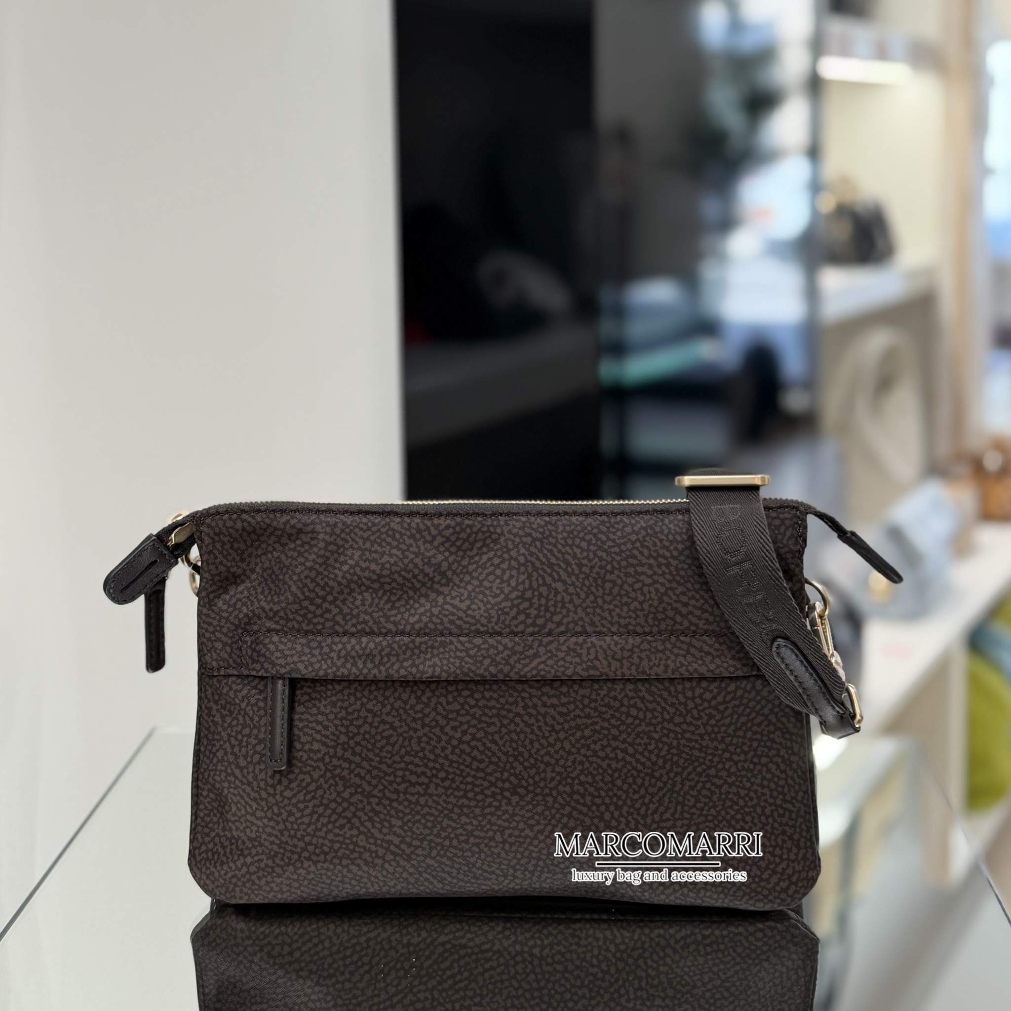 Borbonese borsa a tracolla 3 scomparti Marco Marri boutique Ponte San Giovanni, Perugia (8)