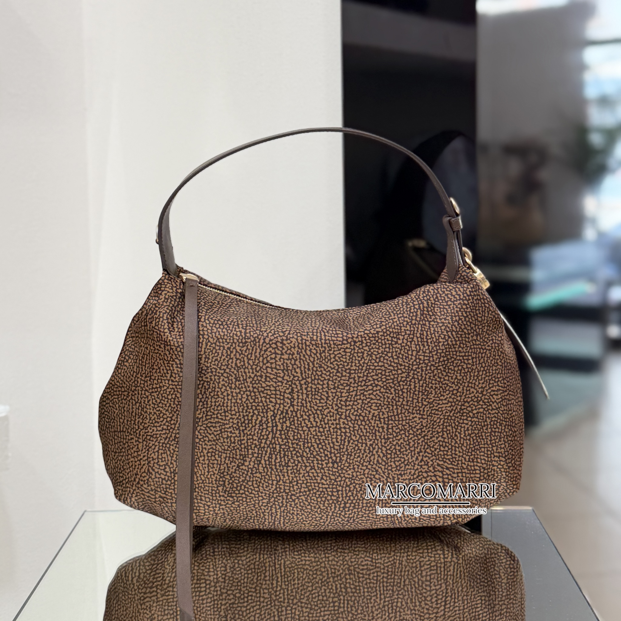Borbonese Borsa HOBO BAG media Marri negozio di borse e accessori Ponte San Giovanni, Perugia (6)