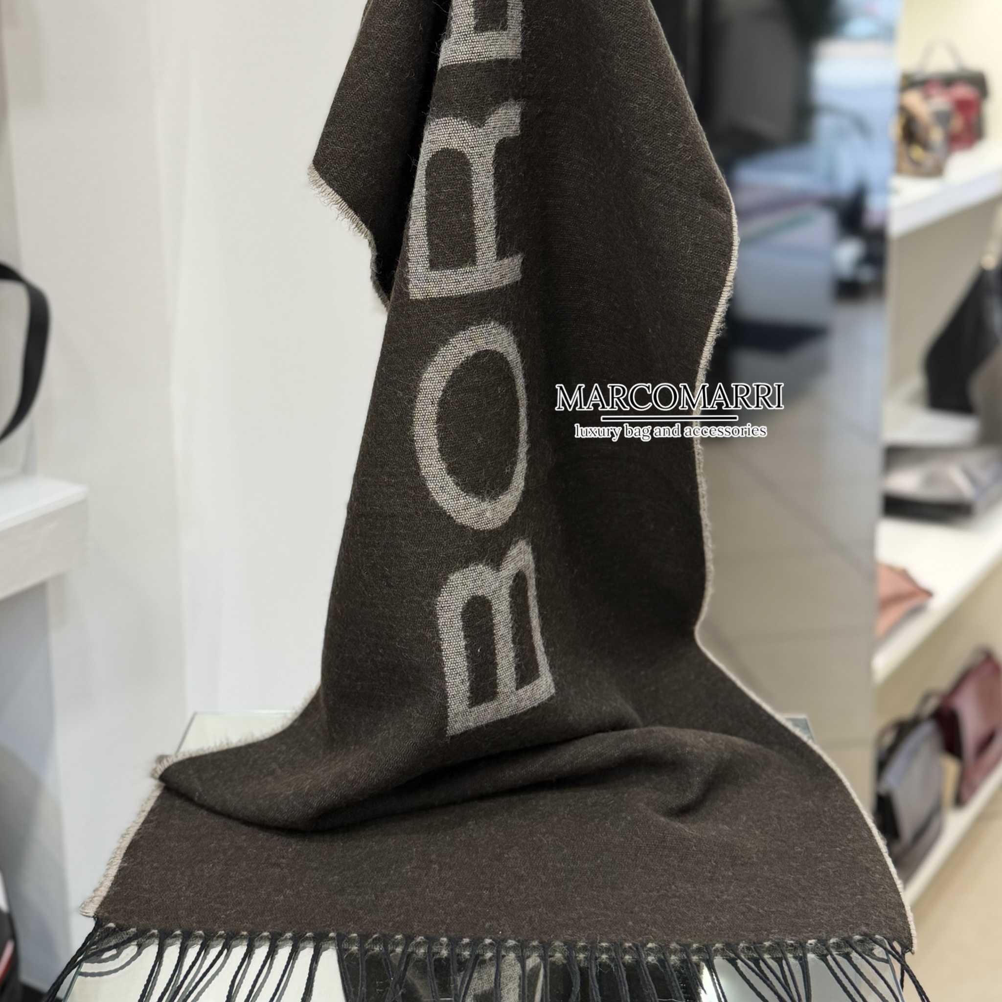 Borbonese sciarpa logo lettering champagne/chocolate