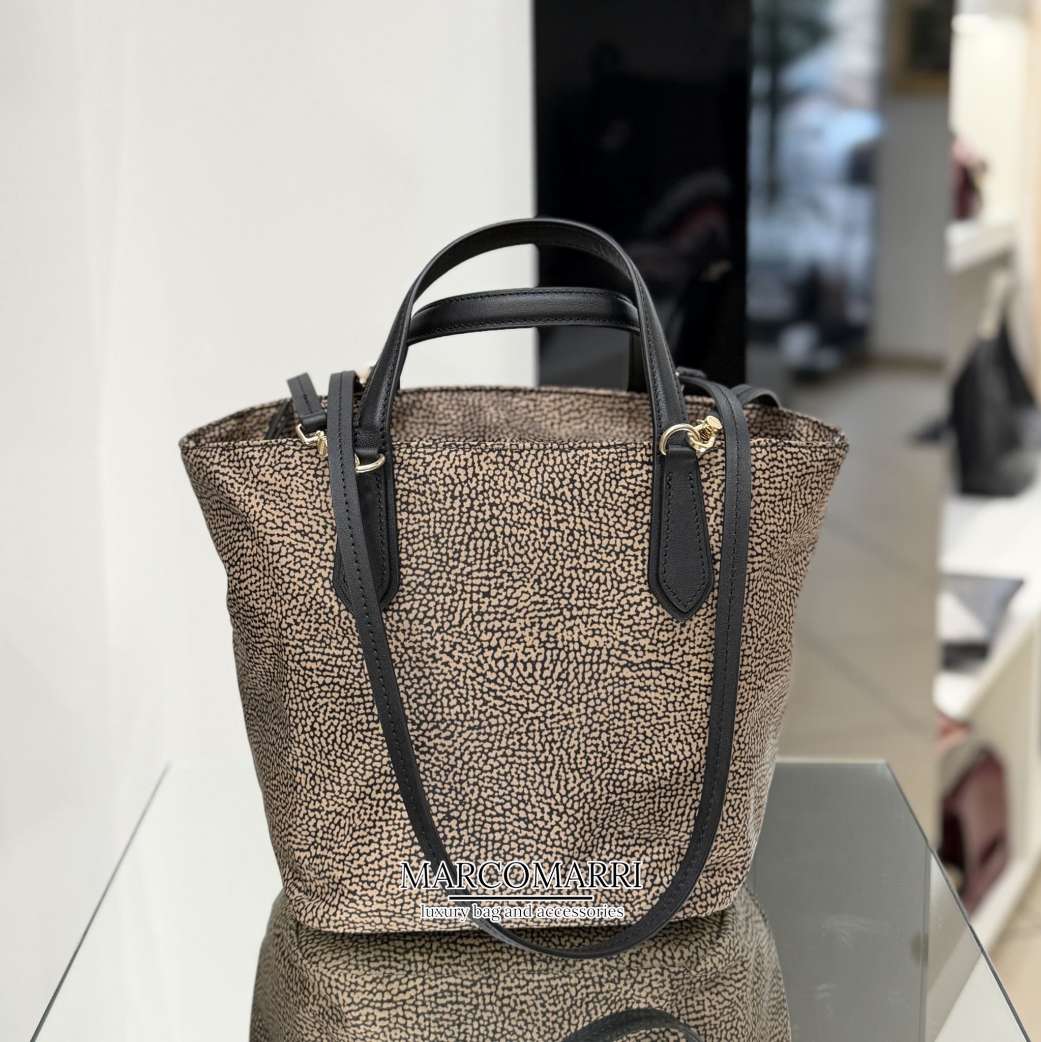 Borbonese shopping Marco Marri Ponte San Giovanni Perugia (2)
