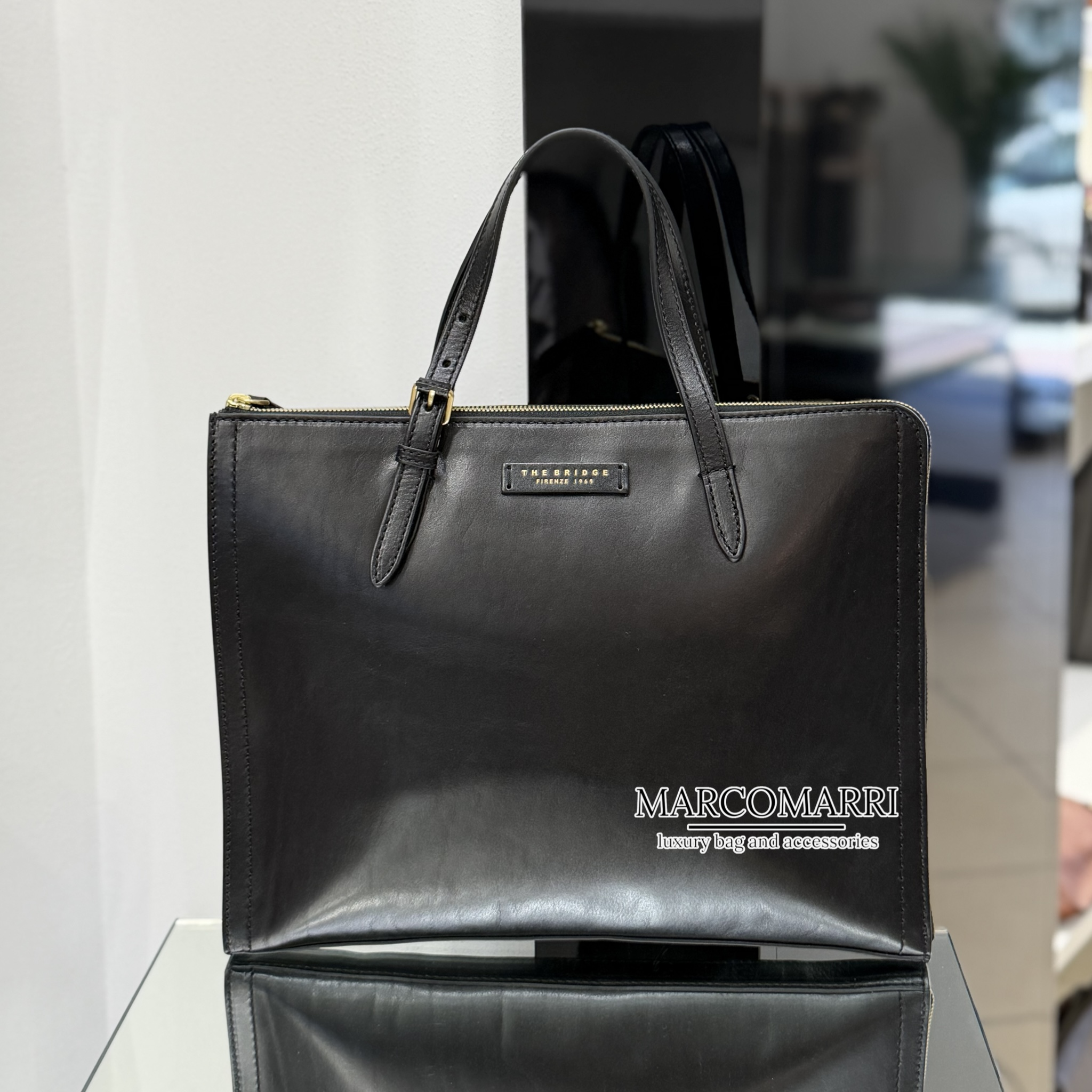 The Bridge hand bag business donna Marco Marri Ponte San Giovanni Perugia (3)