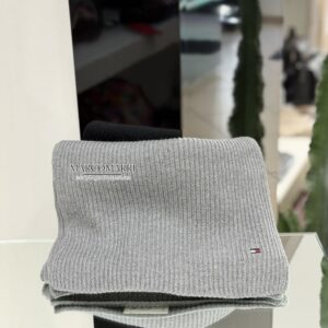 Tommy Hilfiger sciarpa flag grigia